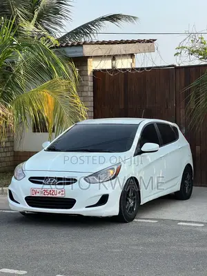 Hyundai Accent SE Automatic 2012 White
