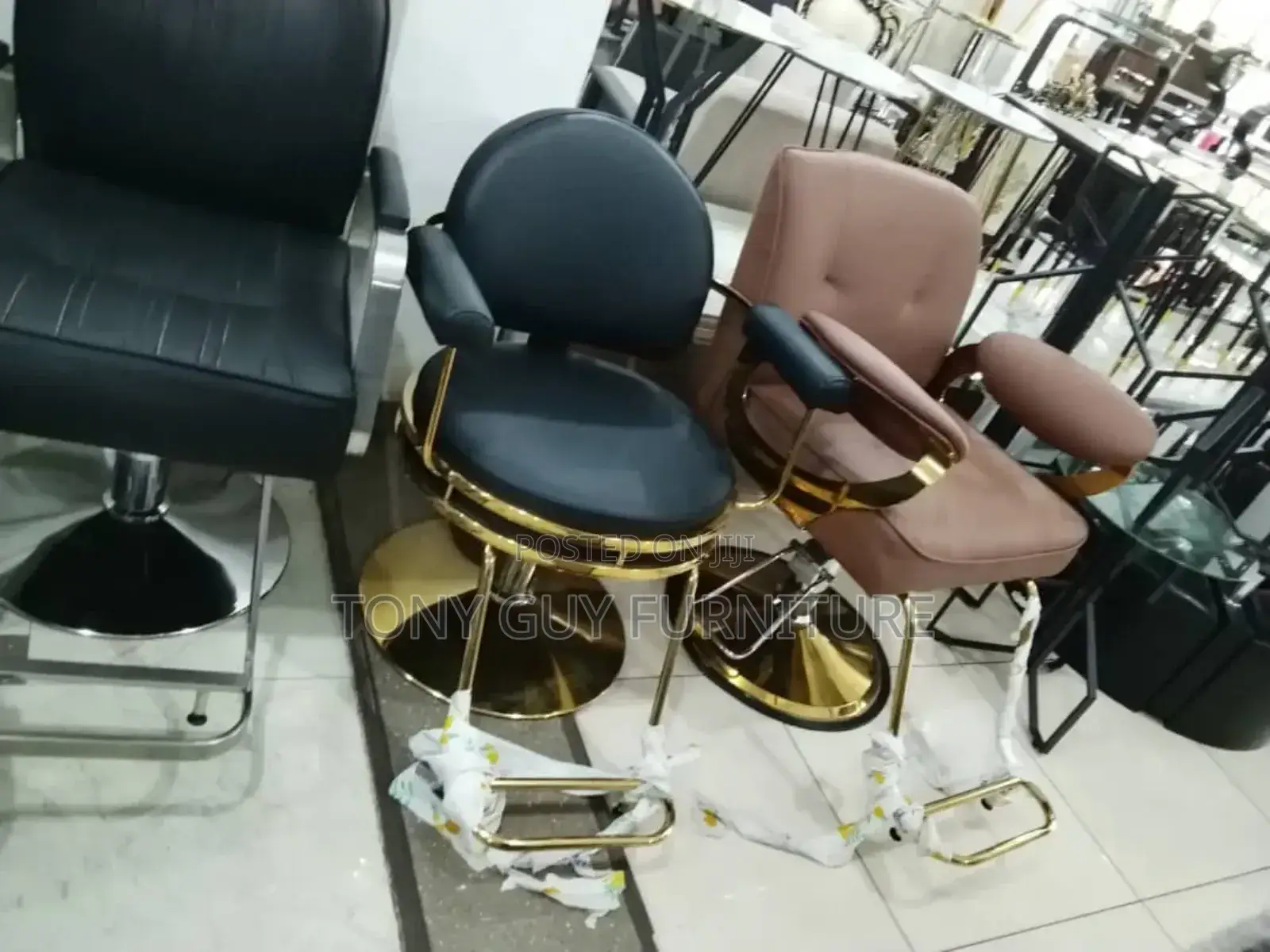 Saloon Chair