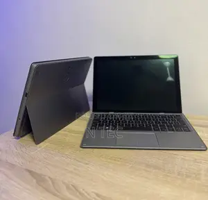 Laptop Dell Latitude 7200 2-in-1 8GB Intel Core I5 SSD 256GB