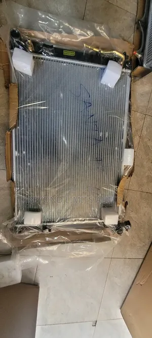 Hyundai Tucson/Ix35 2013,2014,2015,2016,2017 Radiator/Tank
