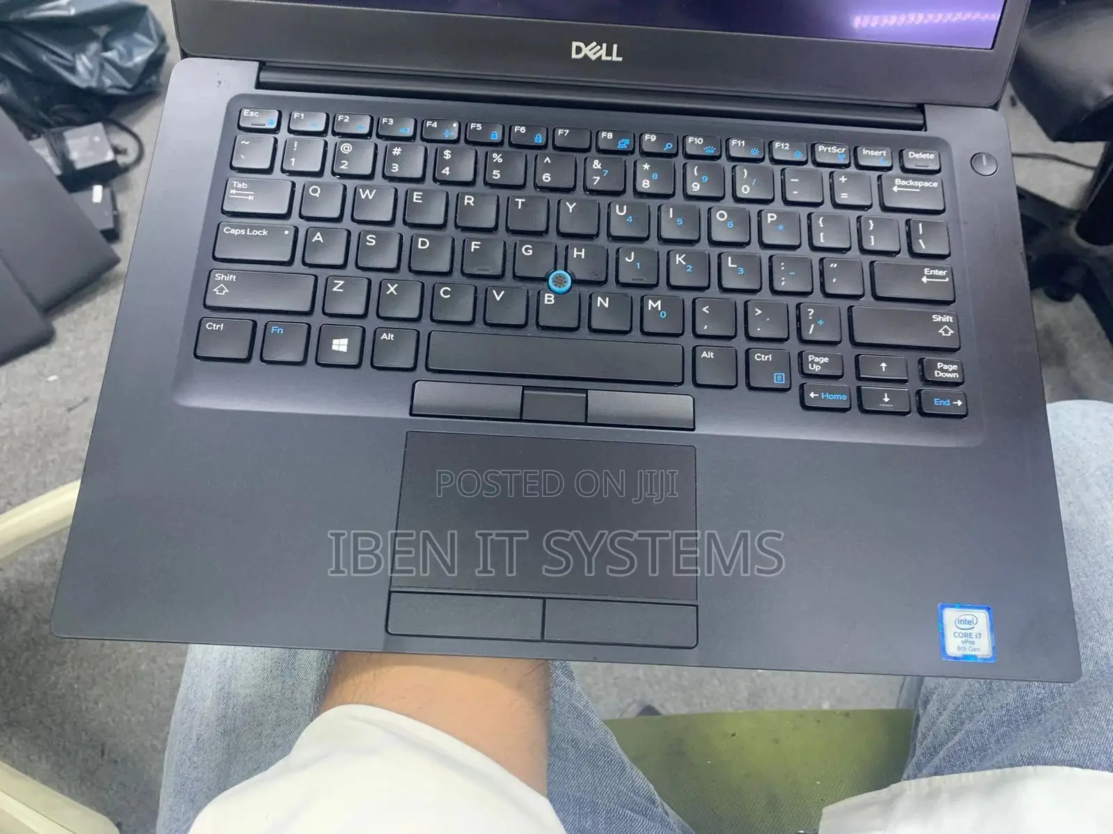 Laptop Dell Latitude 7490 8GB Intel Core I7 SSHD (Hybrid) 512GB