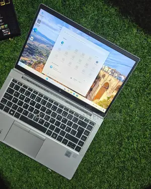 Photo - Laptop HP EliteBook 840 G7 8GB Intel Core I5 SSD 256GB