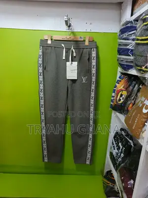 Photo - Your New Favourite Louis Vuitton Joggers At Tryahu, Size 34