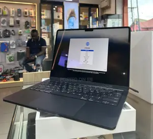 Laptop Apple MacBook Air 8GB Apple M2 SSD 256GB