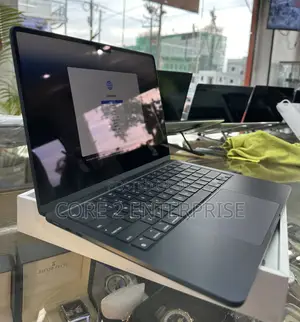 Laptop Apple MacBook Air 8GB Apple M2 SSD 256GB