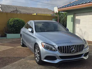 Mercedes-Benz C300 Sport 4dr AWD 4Matic Sedan (2.0L 4cyl 7A) 2015 Blue