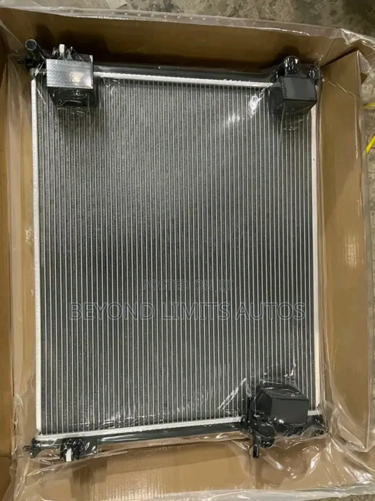 Toyota Highlander 2020,2021,2022,2023 Radiator/Water Tank