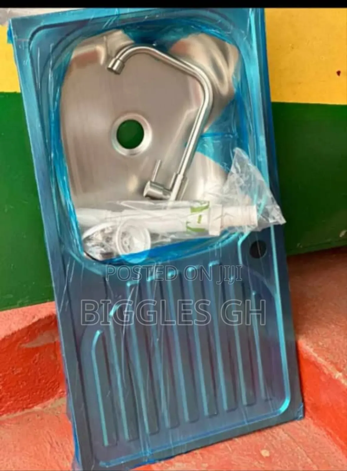 Single Bowl One Arm Kitchen Sink +Tap