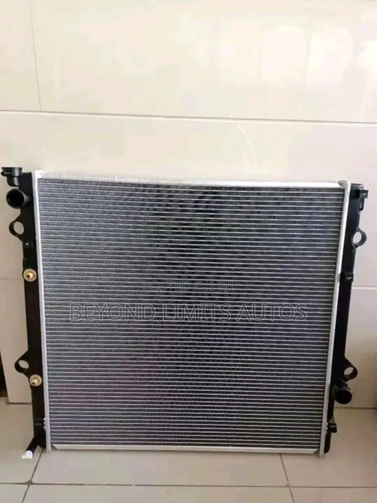 Lexus Gx-460 2011,2012,2013,2014,2015 Radiator/Water Tank