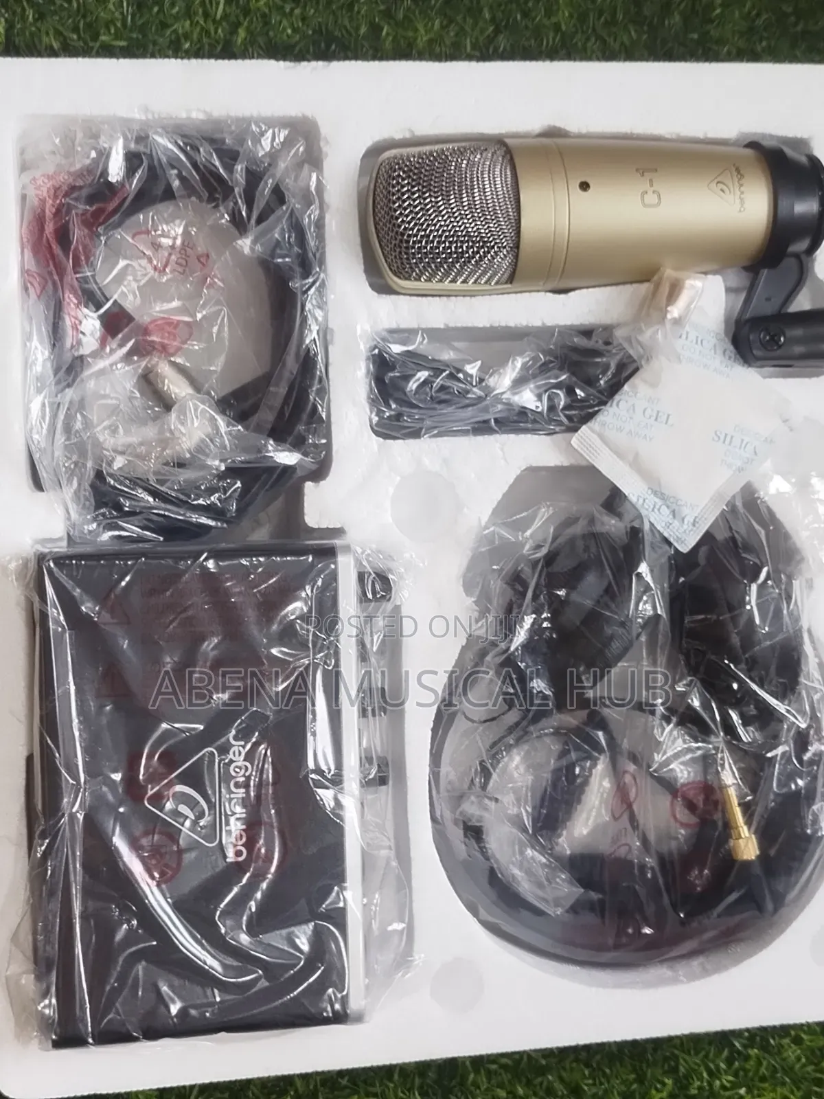 U-Phoria Studio Pro (Full Set)
