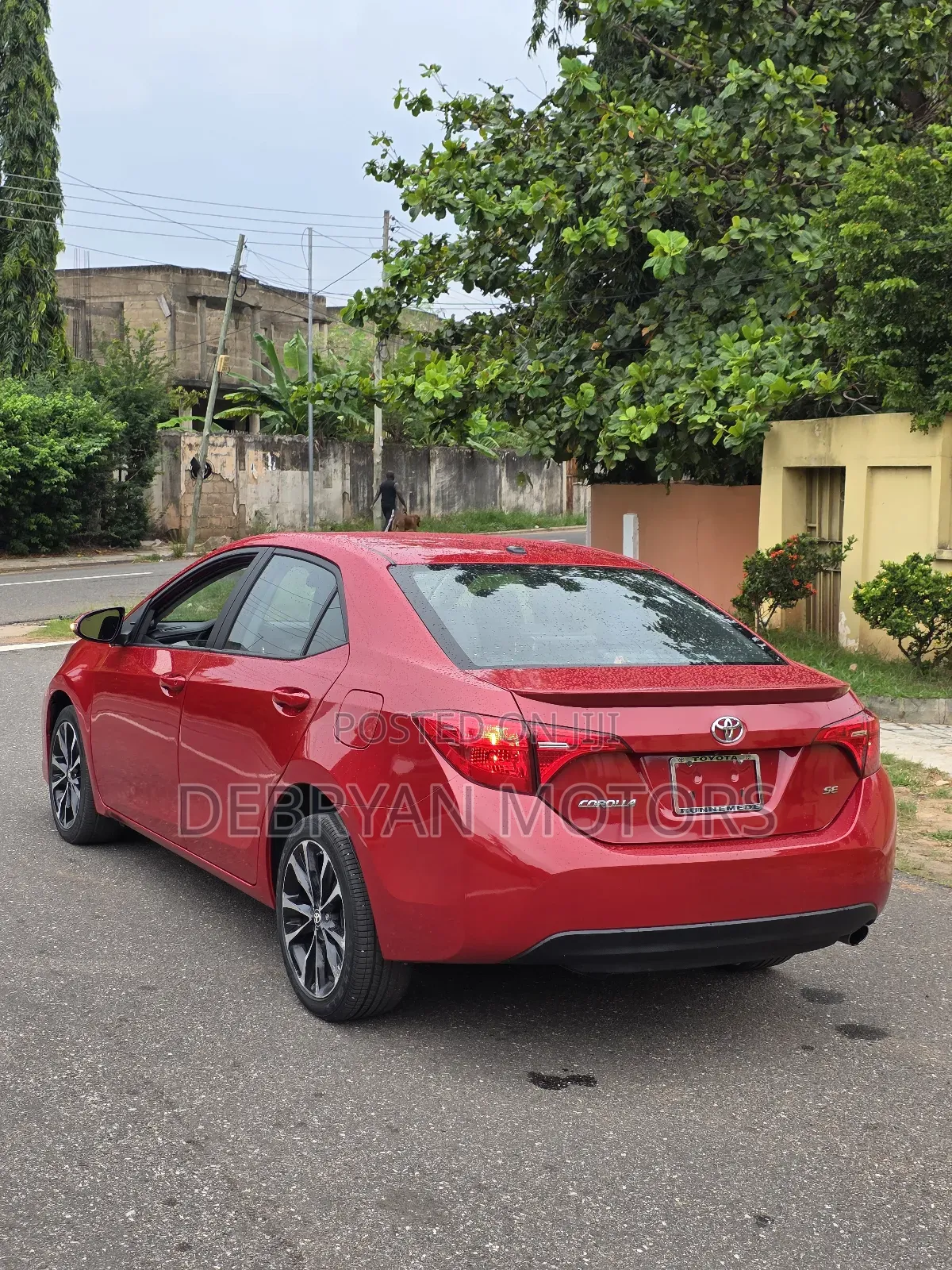 Toyota Corolla SE (1.8L 4cyl 2A) 2018 Red