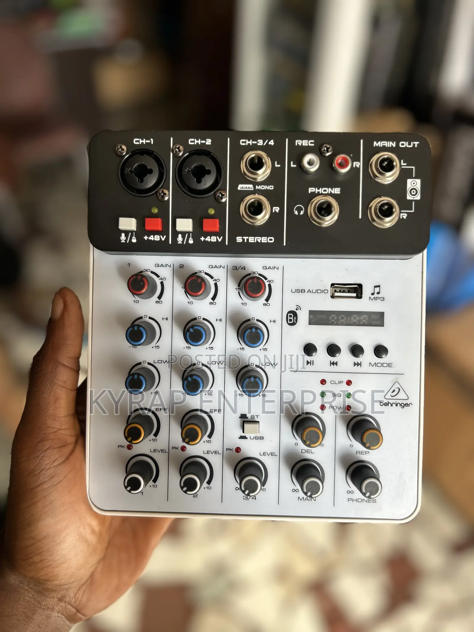 Behringer Live Mixer