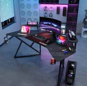 Extra Large Gaming / Office/Studio Desk/Workstation
