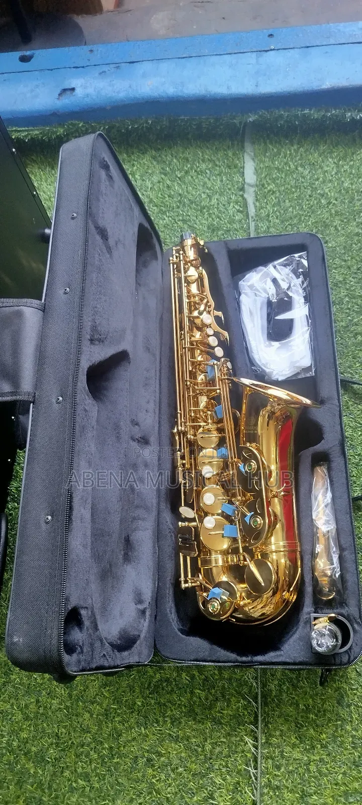 Alto-Saxophone Gold Colour