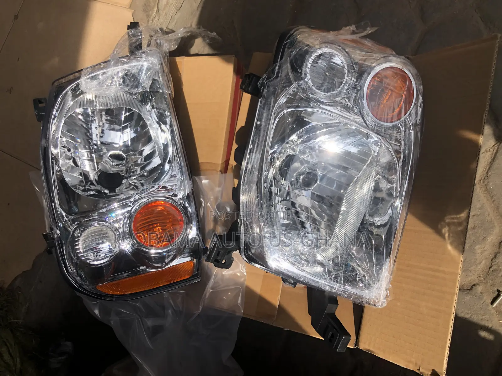 Nissan Hardbody / Hard Body Np300 Pickup Headlight