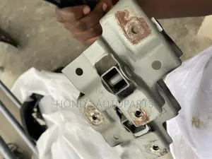 Honda Civic 2016 to 2018 Boot Hinge