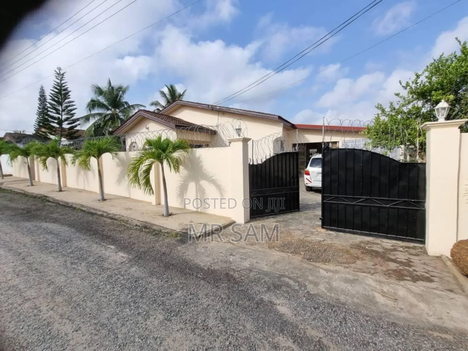 3bdrm House in Spintex Manet for sale