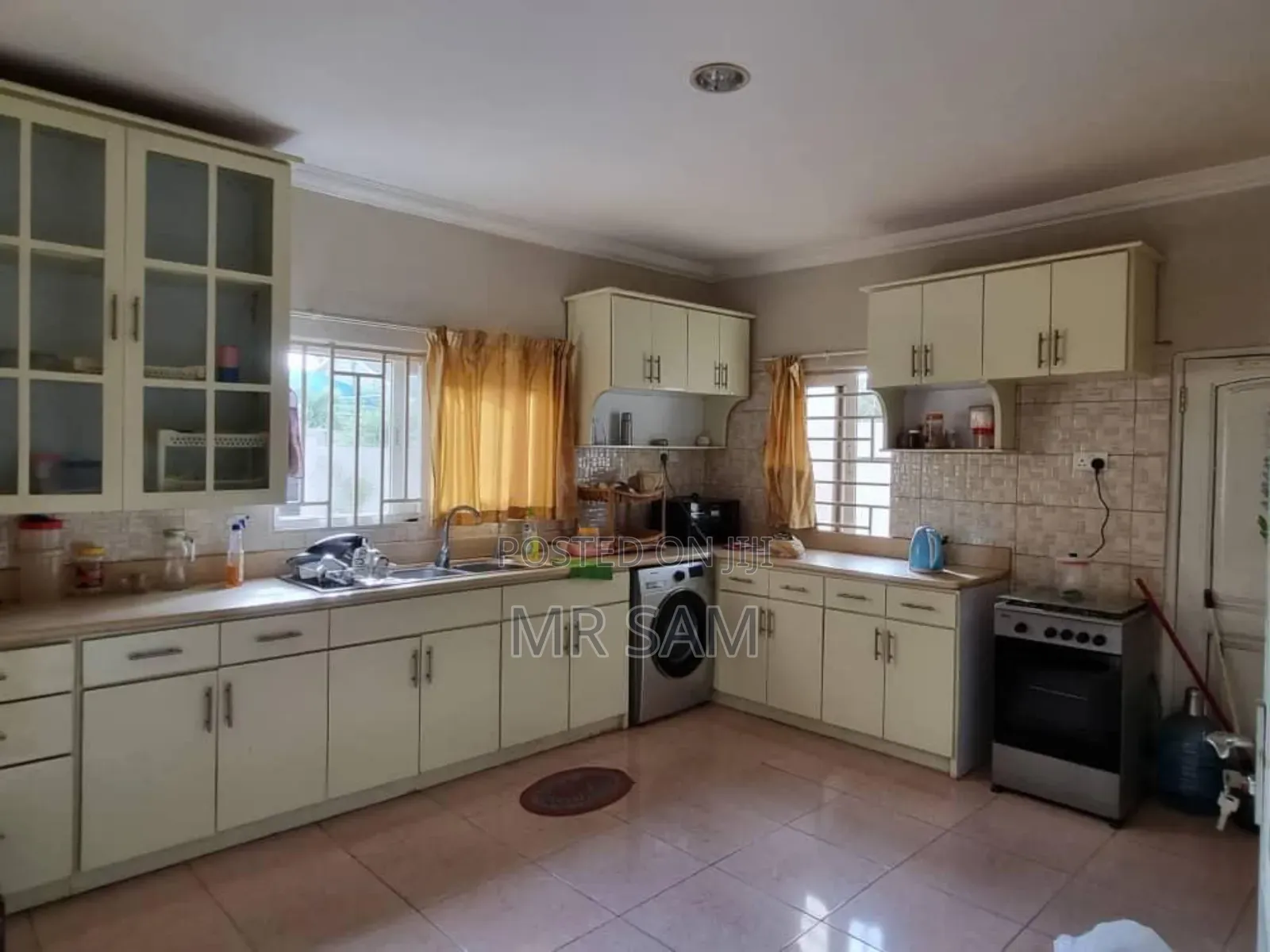 3bdrm House in Spintex Manet for sale