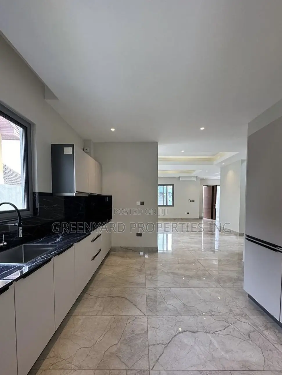 4bdrm Duplex in Lagos Avenue, East Legon for sale