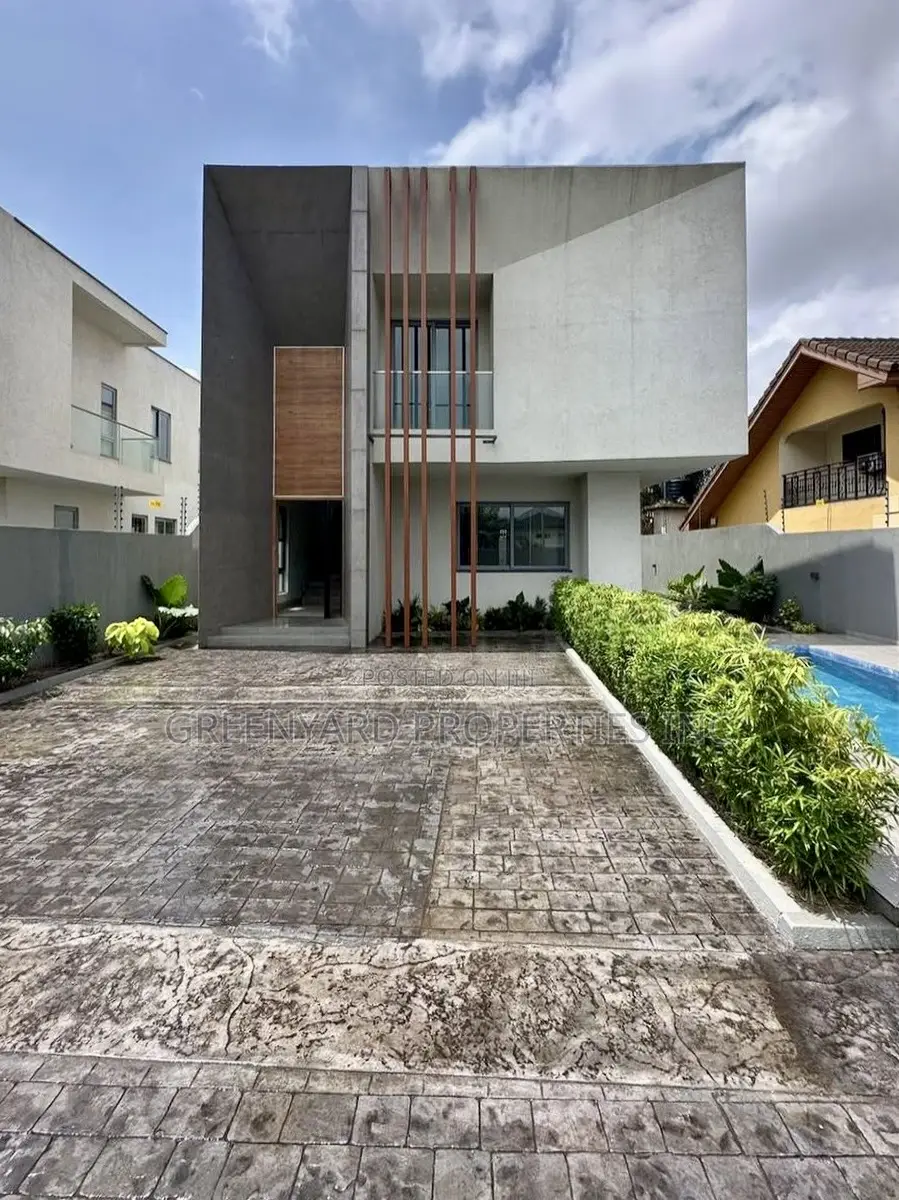 4bdrm Duplex in Lagos Avenue, East Legon for sale