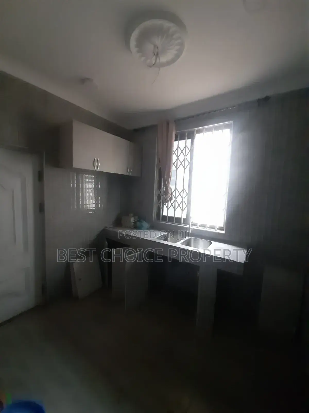 1bdrm Apartment in Lakeside Estate for rent