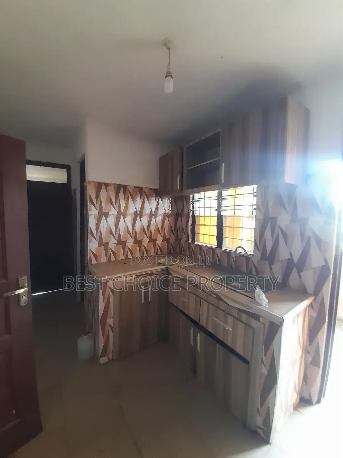 2bdrm Apartment in Ashiyie, Adenta for rent