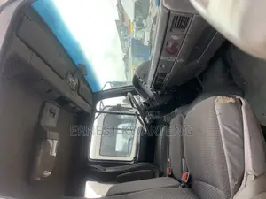 Kia Rhino Crane Truck