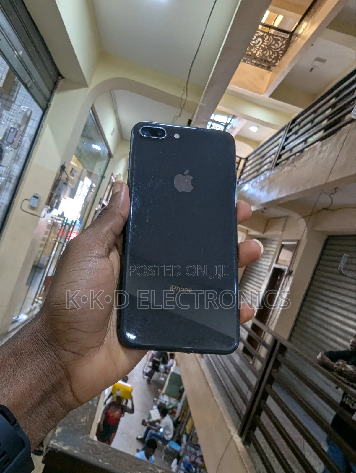 Apple iPhone 8 Plus 64 GB Black