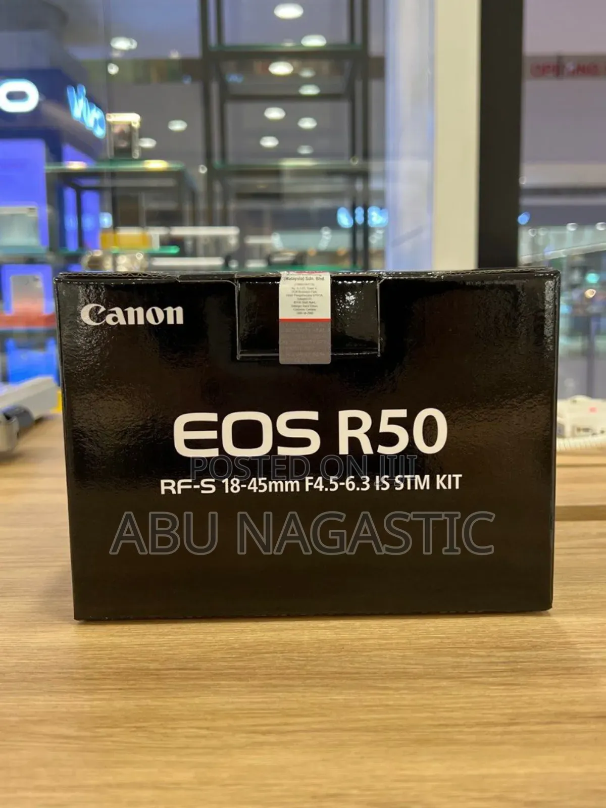 Canon Eos R50