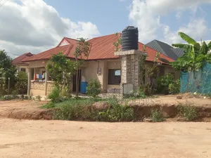 4bdrm House in Asenua, Kumasi Metropolitan for sale
