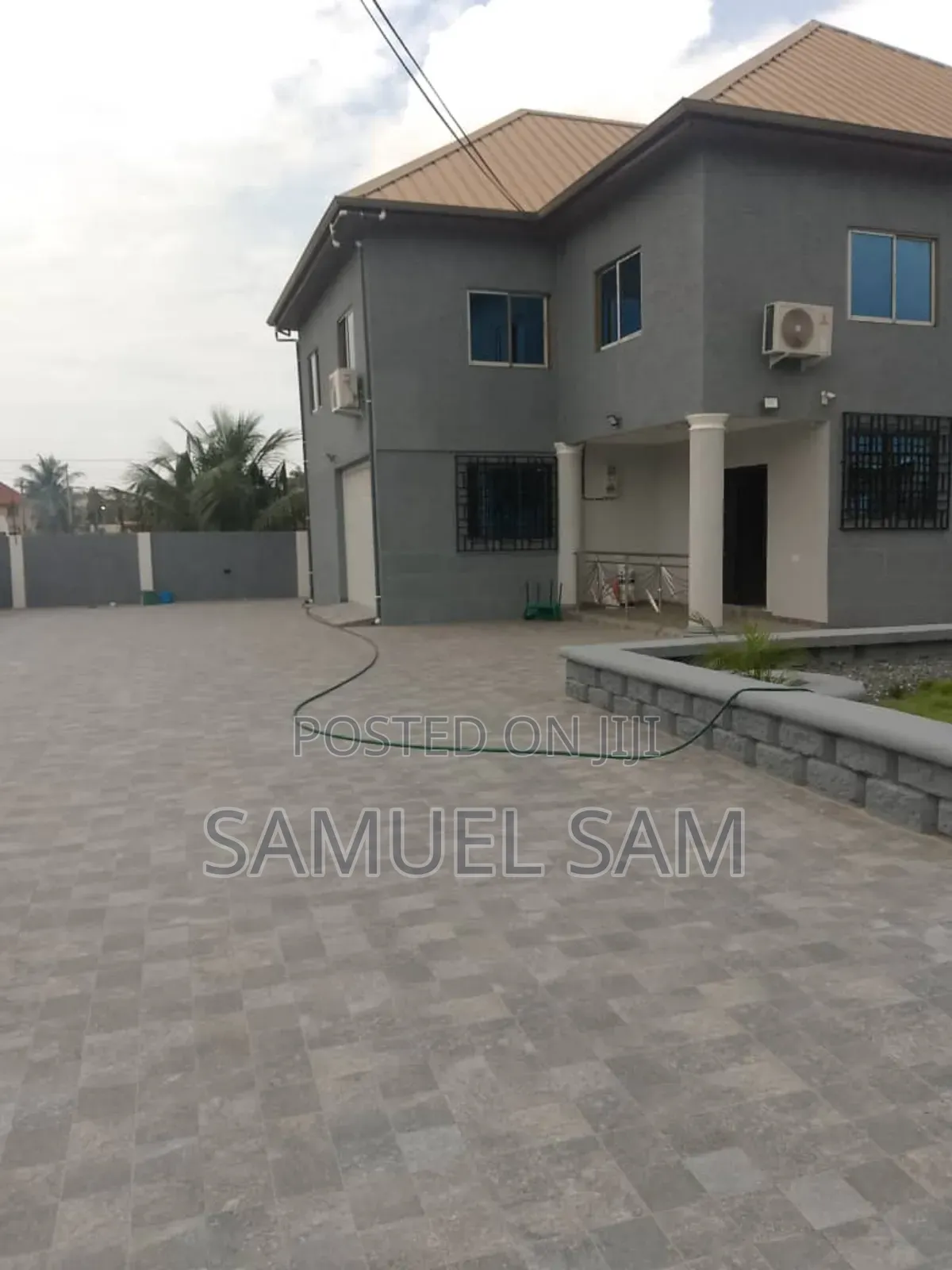 5bdrm House in May Flower, Tema Metropolitan for rent
