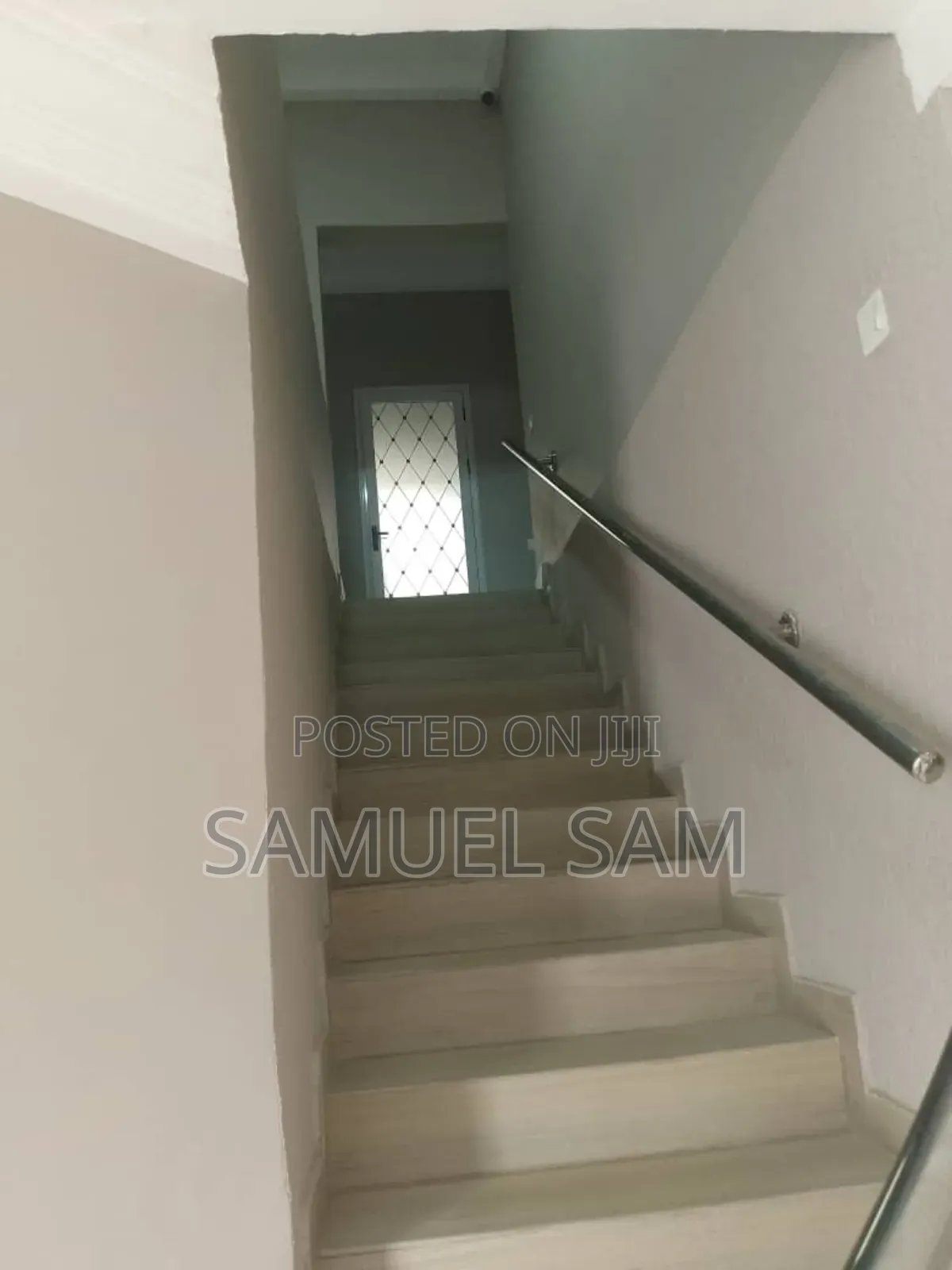 5bdrm House in May Flower, Tema Metropolitan for rent