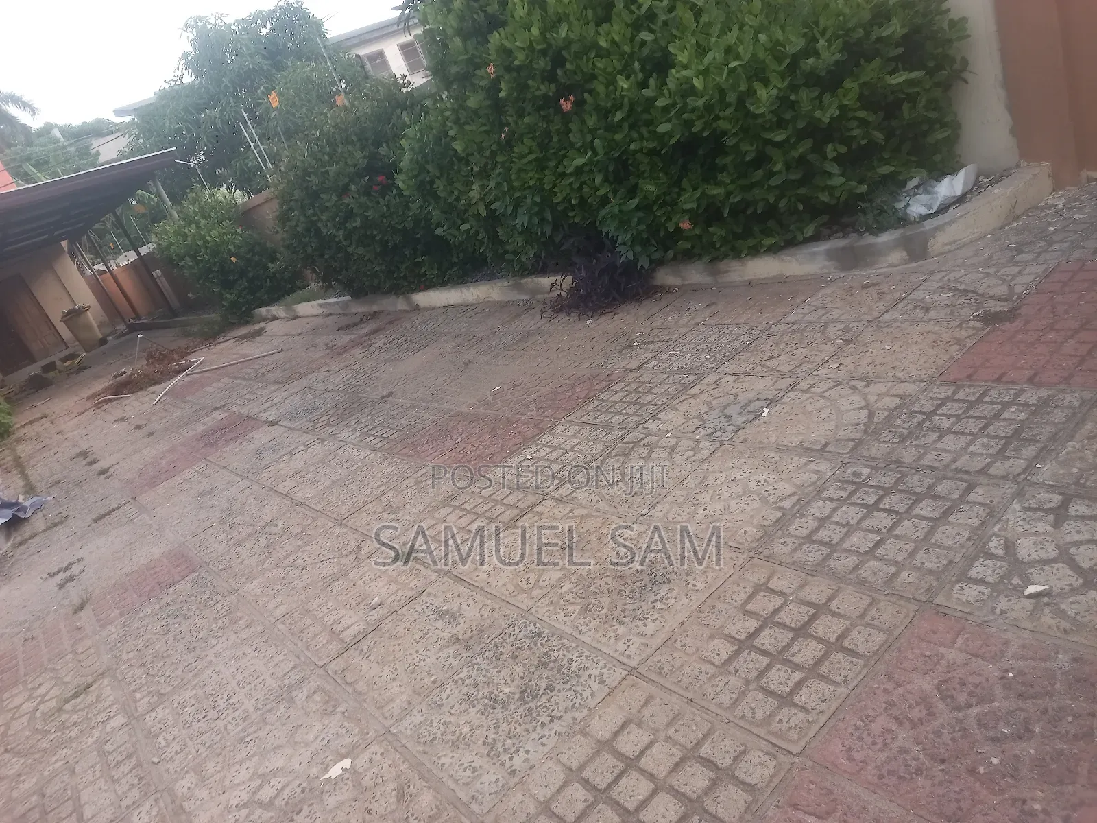 3bdrm House in Complex School, Tema Metropolitan for rent