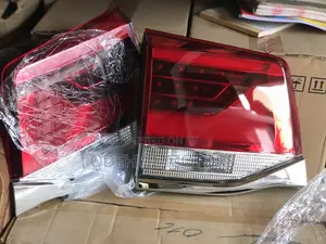 Toyota Land Cruiser 2016 Booth Light