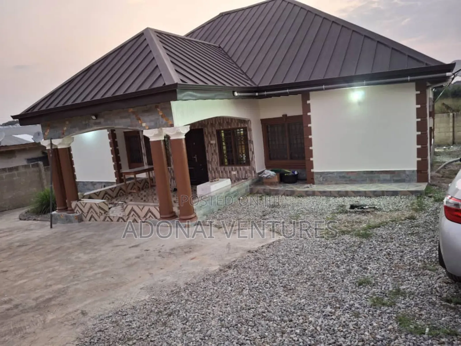3bdrm House in Ejisu Kropa, Kumasi Metropolitan for sale