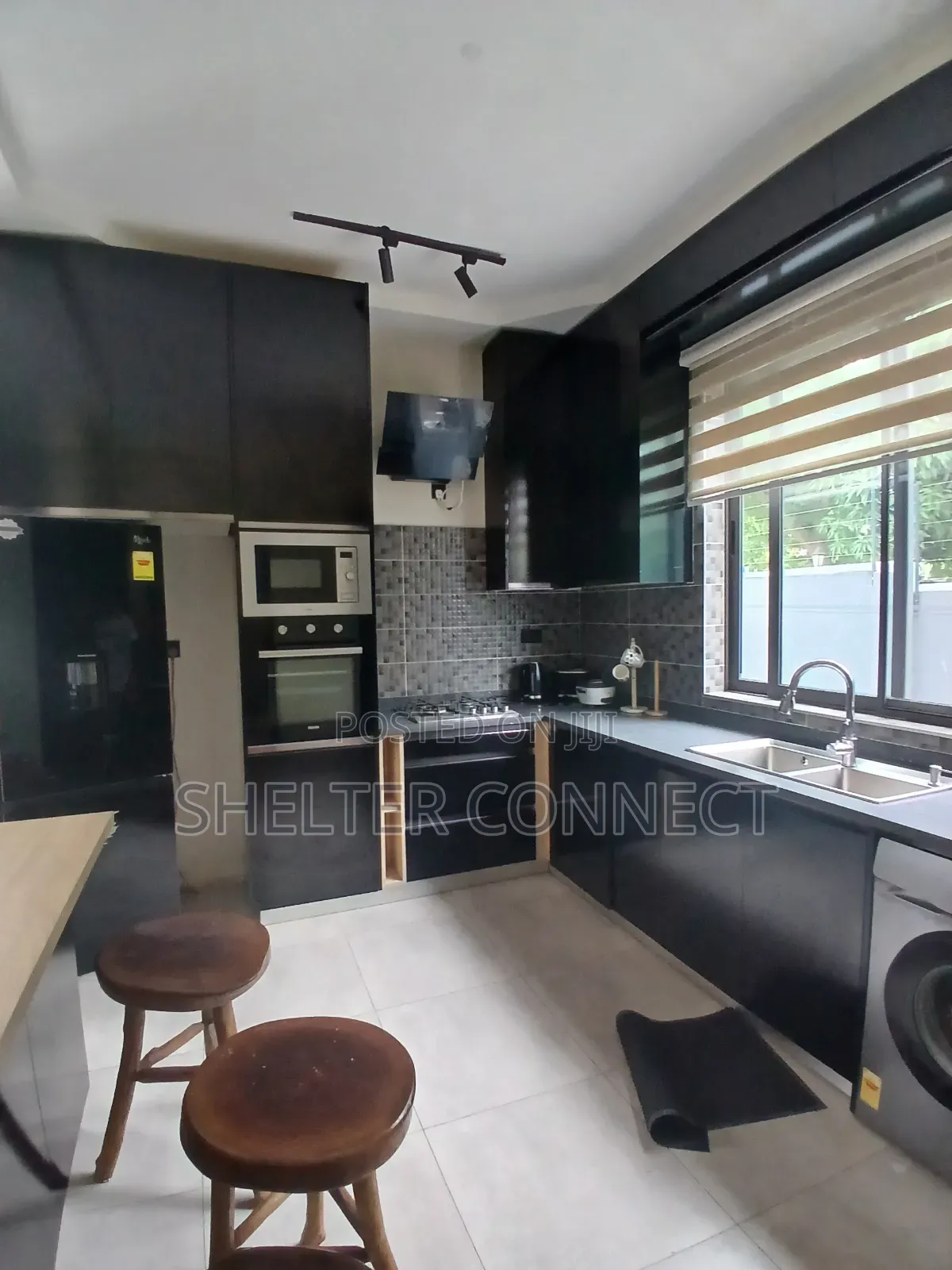 Furnished 3bdrm Duplex in North Legon for rent