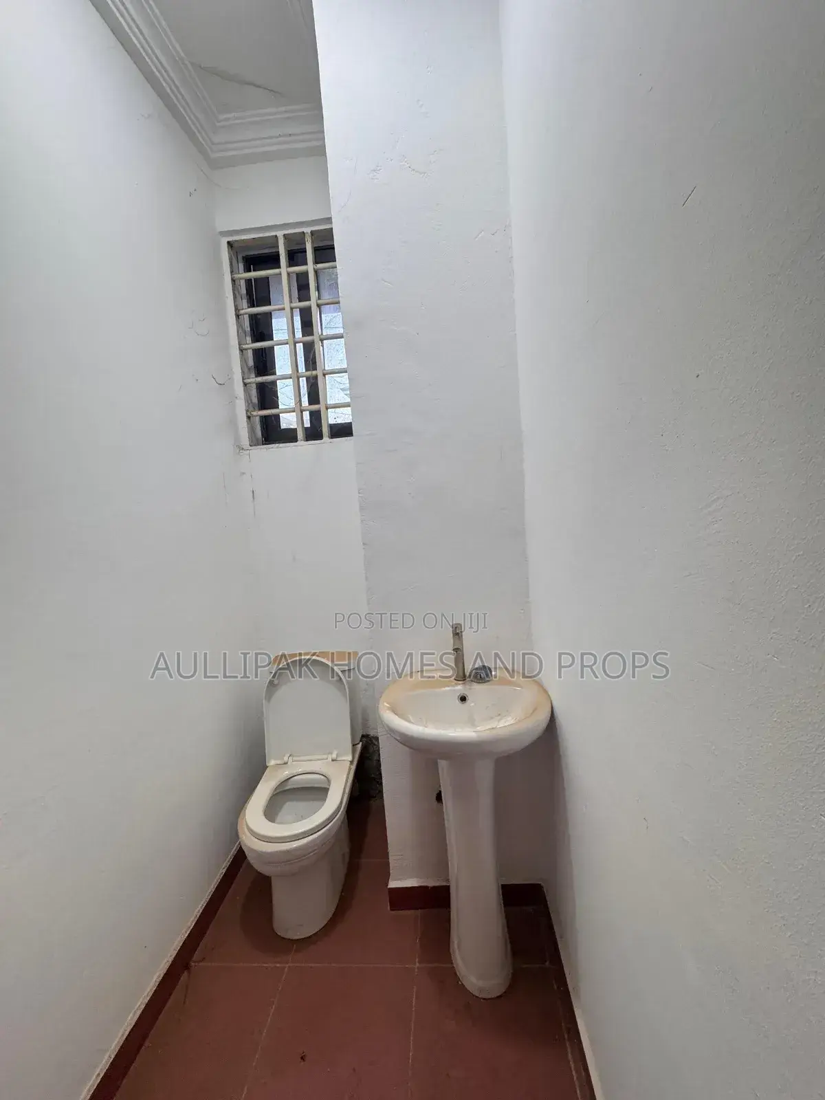 2bdrm Apartment in Adjiriganor for rent