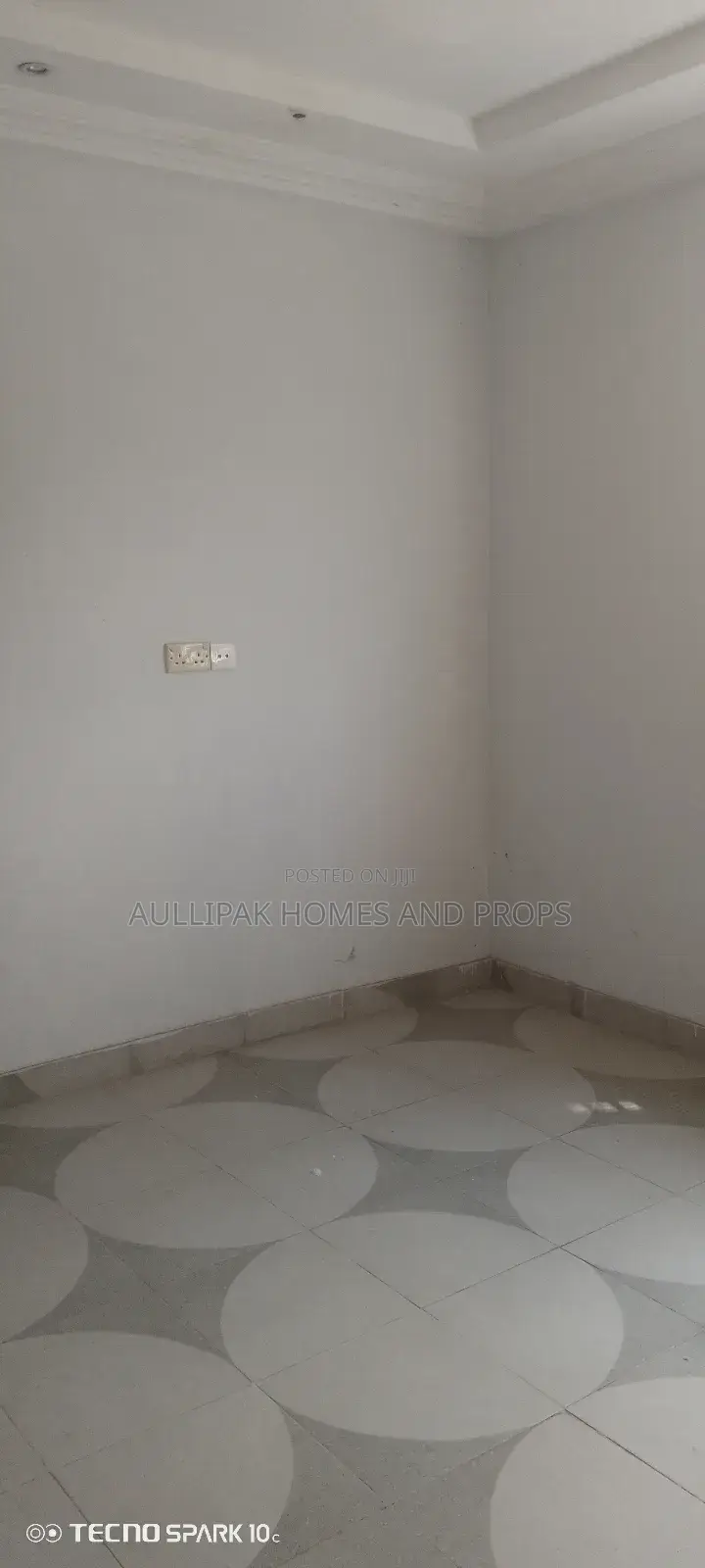 2bdrm Apartment in Lakeside, Adjiriganor for rent