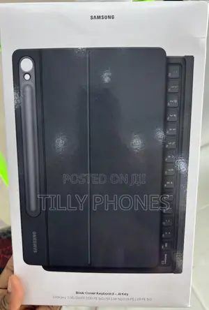 Photo - Galaxy Tab S10fe, S9 Keyboard Case
