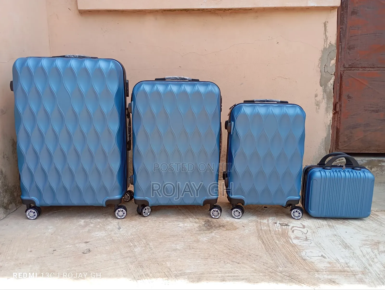 4-in-1 Luggage Bag Set / Engagement Bag Set - Black