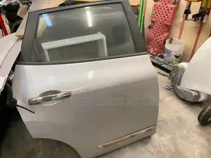 Nissan Rogue 2008,2009,2010,2011,2012,2013 Door