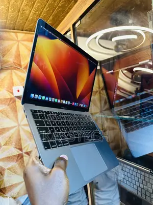 Laptop Apple MacBook Air 2018 8GB Intel Core I5 SSD 128GB