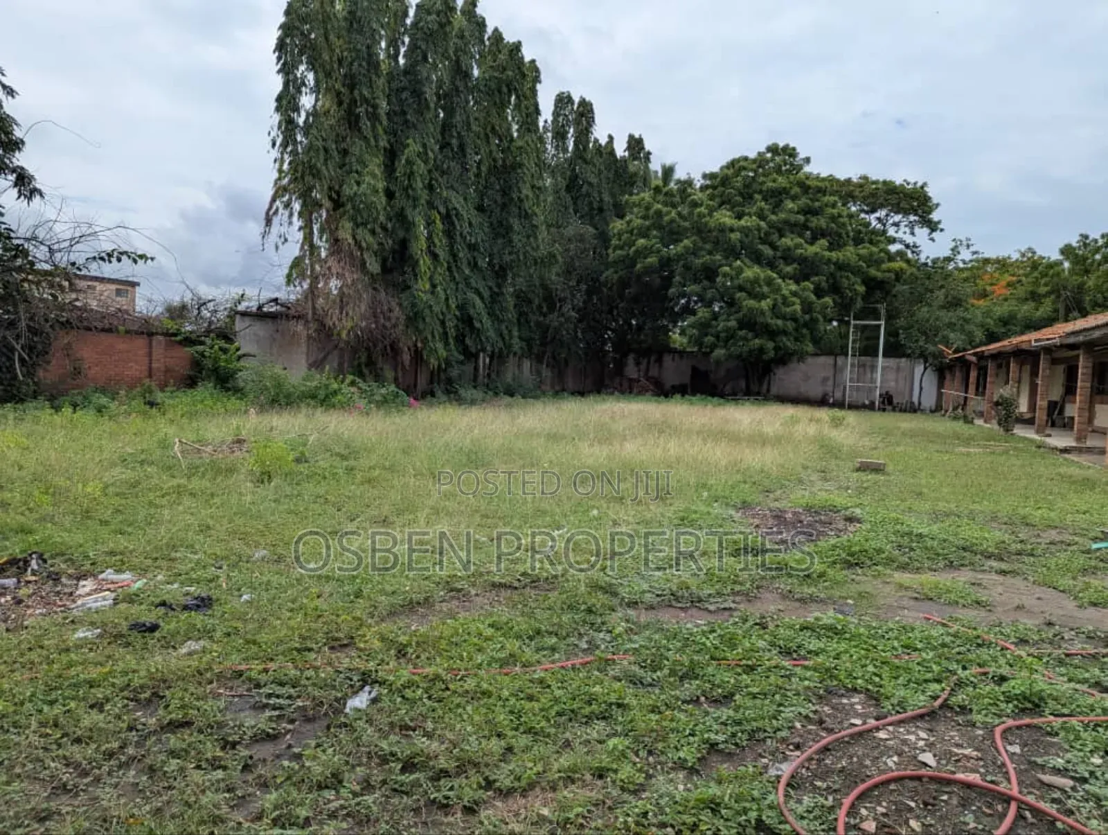 Land for Sale. Ideal for Commercial/Residential Purposes