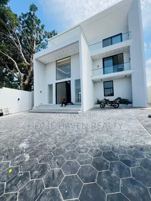 6bdrm House in Mempeasem, East Legon for sale