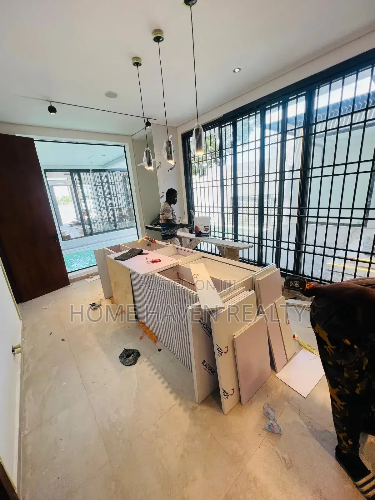 6bdrm House in Mempeasem, East Legon for sale