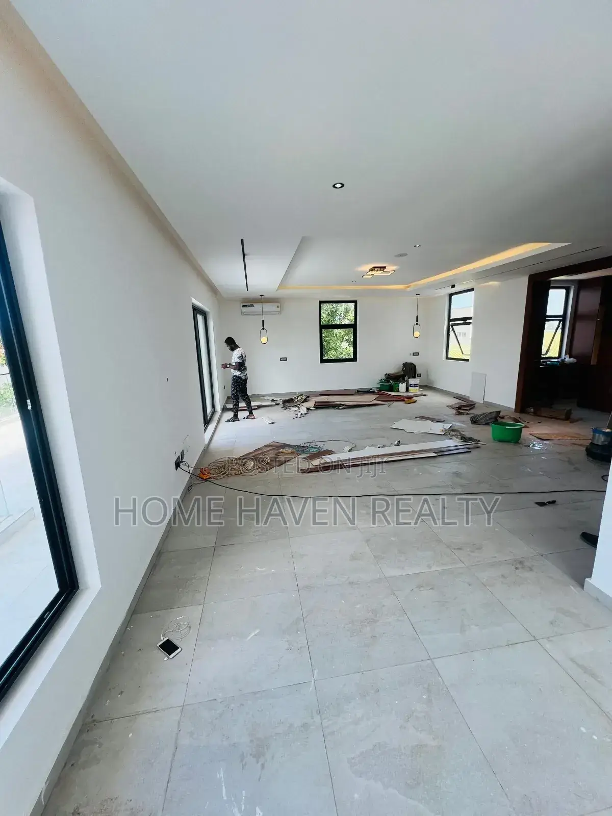 6bdrm House in Mempeasem, East Legon for sale