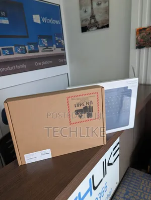 New Laptop Microsoft Surface Pro 10 16GB Intel Core Ultra 5 SSD 256GB