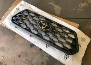 Toyota Tacoma 2018,2019,2020,2021,2022,2023 Top Grille/Shell