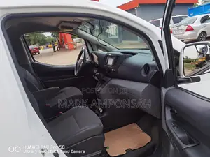 Nissan NV200 2018 White