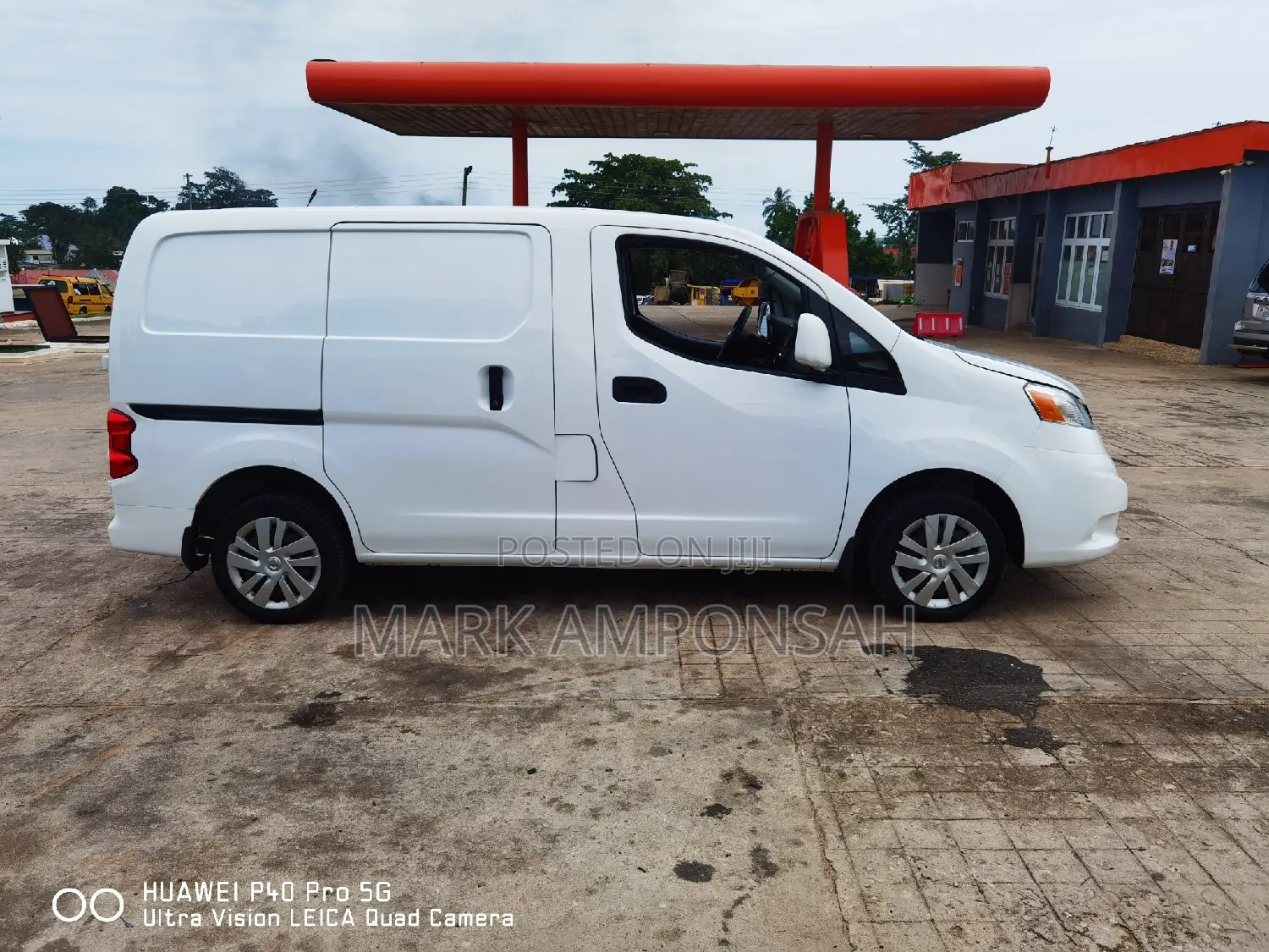 Nissan NV200 2018 White